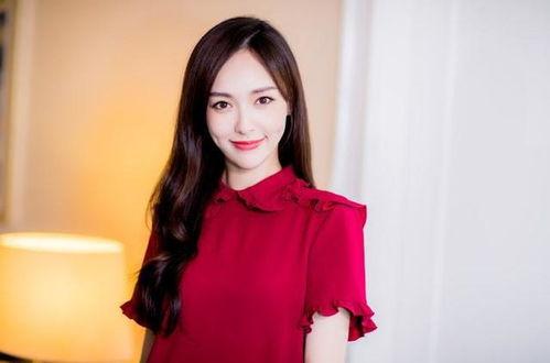 南都娱乐周刊杨幂,南都娱乐周刊揭秘娱乐圈“拼命三娘”的蜕变之路